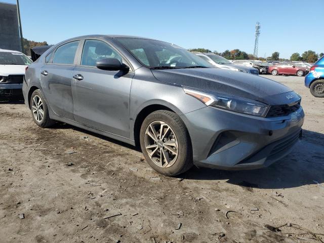 Photo 3 VIN: 3KPF24AD2PE552887 - KIA FORTE LX 