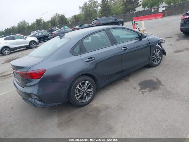 Photo 3 VIN: 3KPF24AD2PE554591 - KIA FORTE 