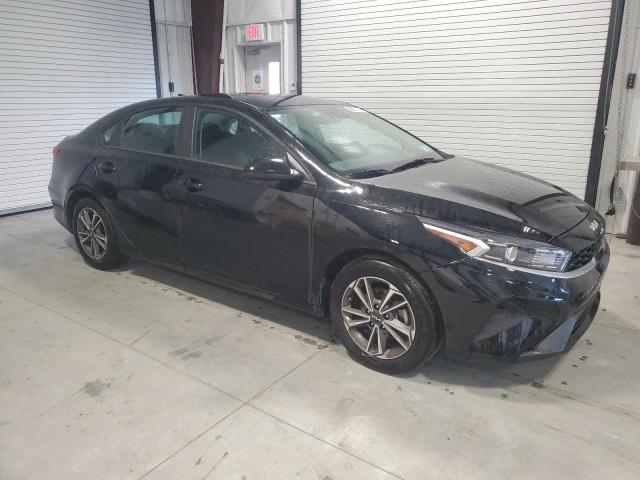 Photo 3 VIN: 3KPF24AD2PE575019 - KIA FORTE LX 