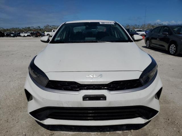 Photo 4 VIN: 3KPF24AD2PE615129 - KIA FORTE LX 