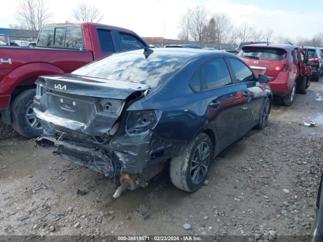 Photo 3 VIN: 3KPF24AD2PE632500 - KIA FORTE 