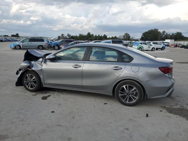 Photo 1 VIN: 3KPF24AD2PE679185 - KIA FORTE LX 