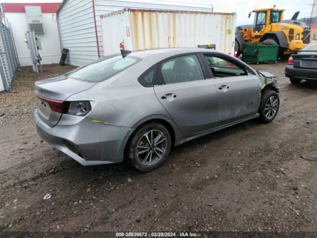 Photo 3 VIN: 3KPF24AD2PE691501 - KIA FORTE 