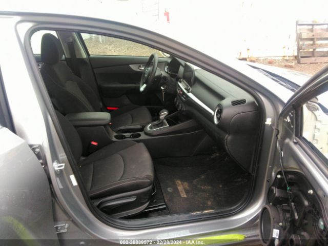 Photo 4 VIN: 3KPF24AD2PE691501 - KIA FORTE 