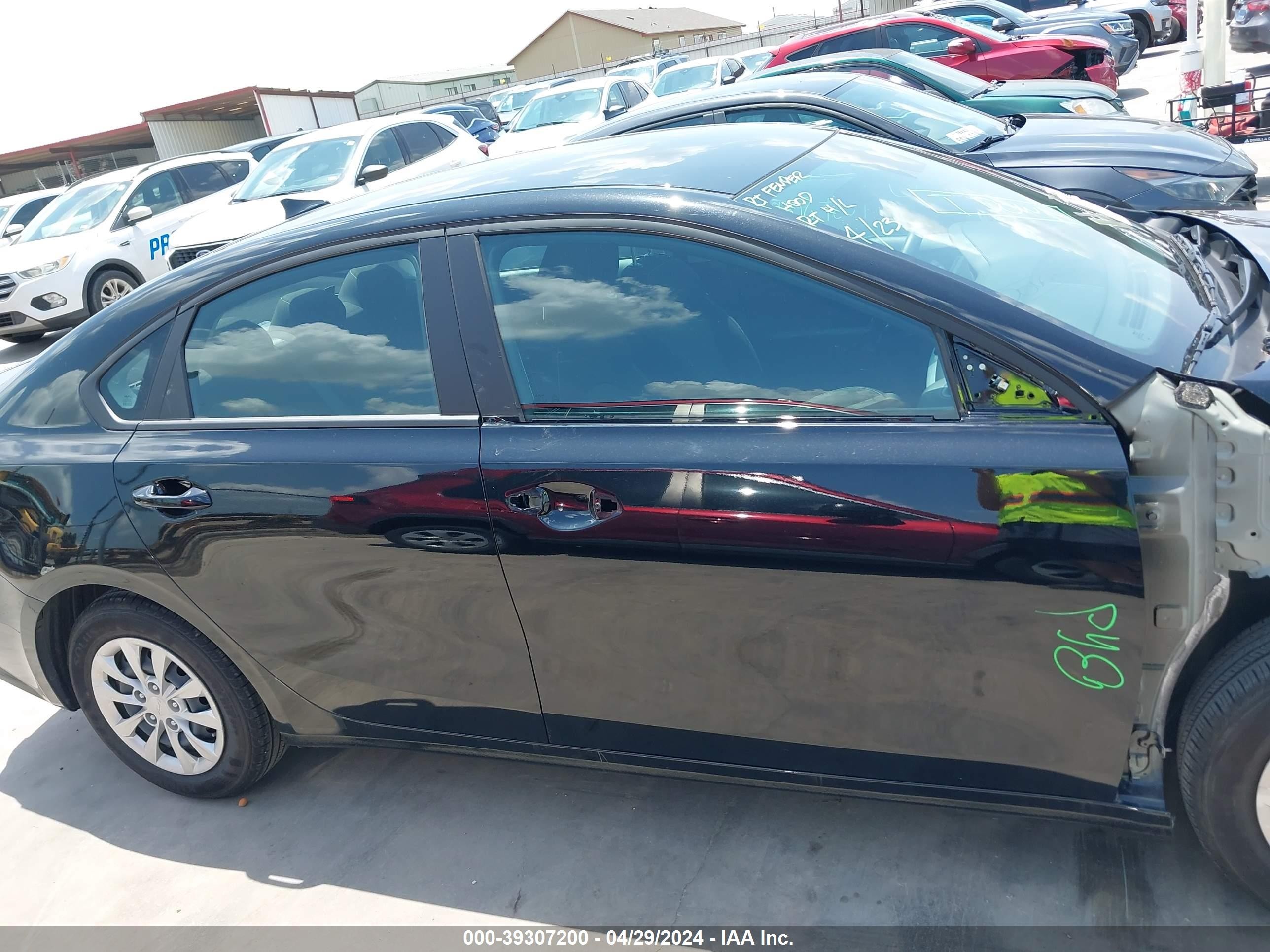 Photo 13 VIN: 3KPF24AD2RE695213 - KIA FORTE 