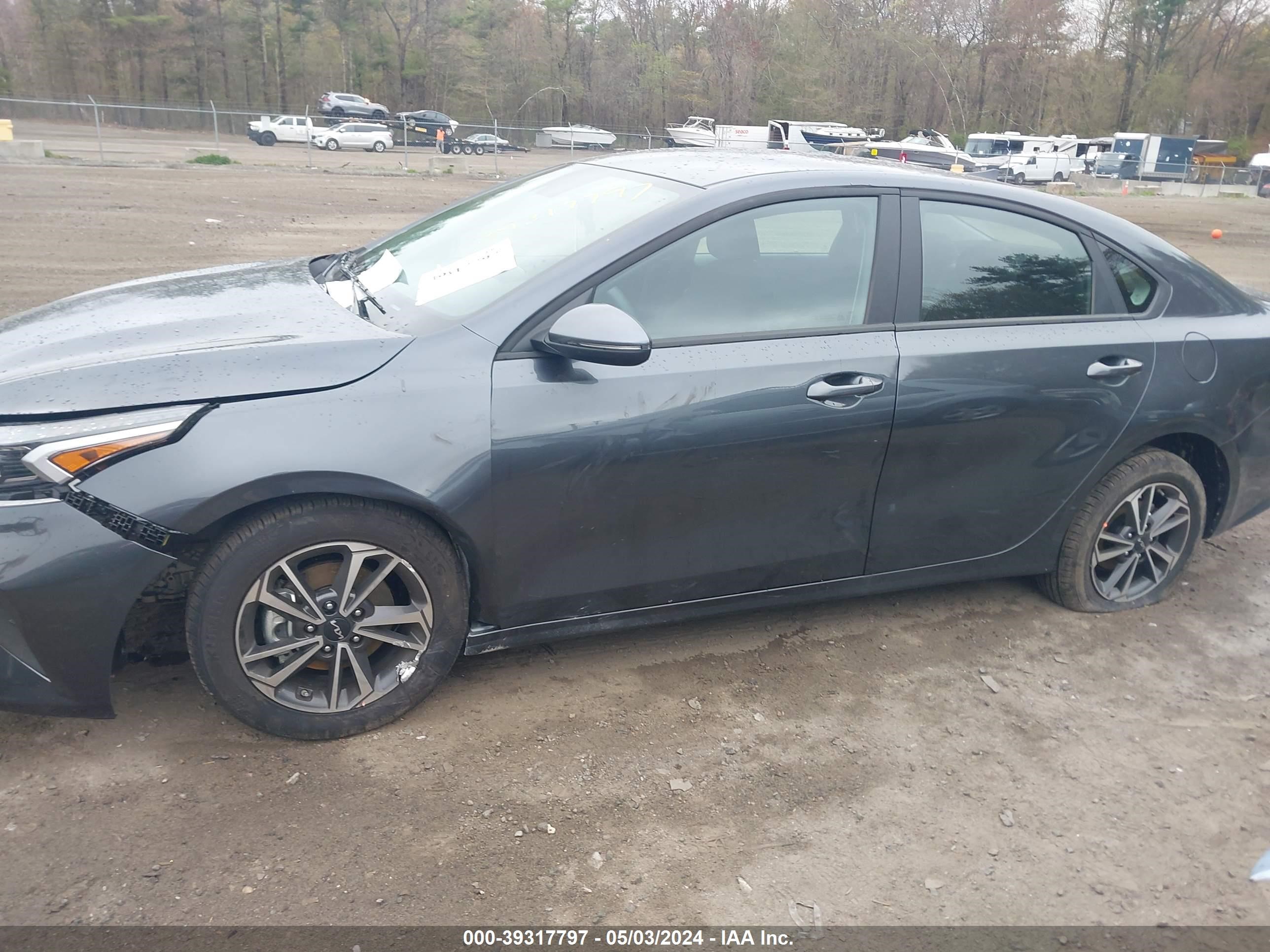 Photo 13 VIN: 3KPF24AD2RE705500 - KIA FORTE 