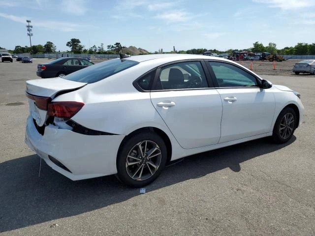 Photo 2 VIN: 3KPF24AD2RE708073 - KIA FORTE 