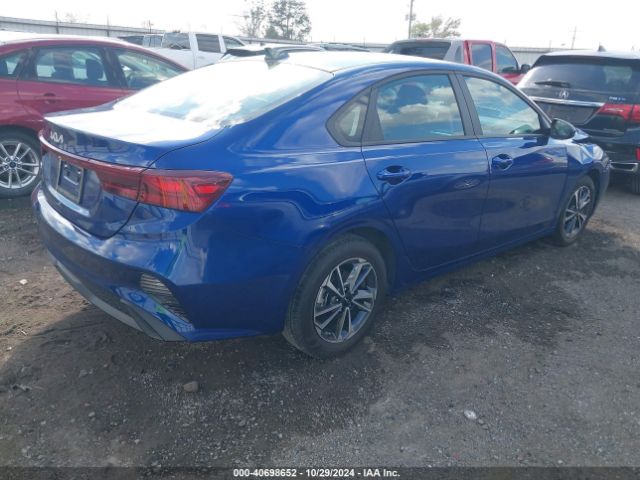 Photo 3 VIN: 3KPF24AD2RE730669 - KIA FORTE 