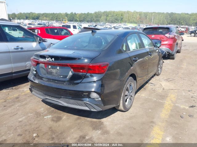 Photo 3 VIN: 3KPF24AD2RE744748 - KIA FORTE 