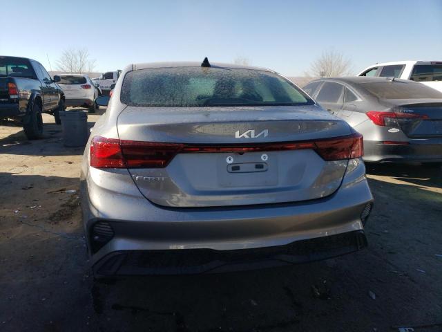 Photo 5 VIN: 3KPF24AD2RE752008 - KIA FORTE LX 