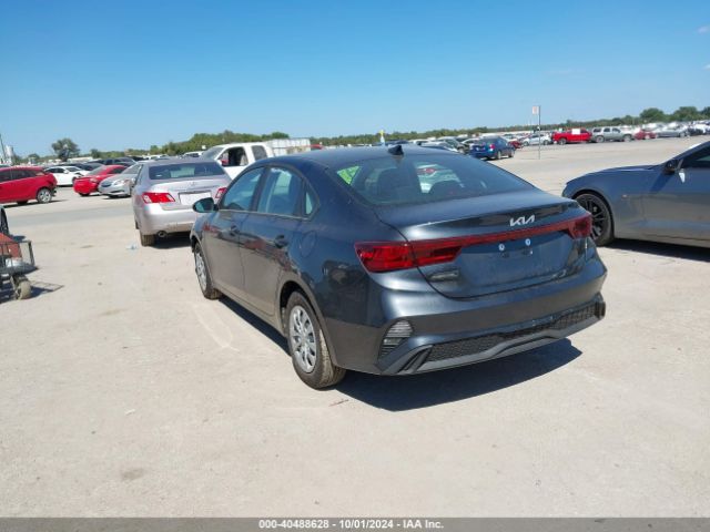 Photo 2 VIN: 3KPF24AD2RE804575 - KIA FORTE 