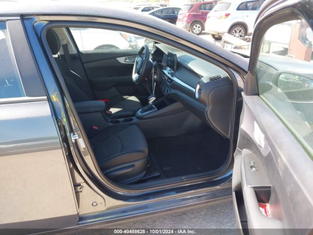 Photo 4 VIN: 3KPF24AD2RE804575 - KIA FORTE 