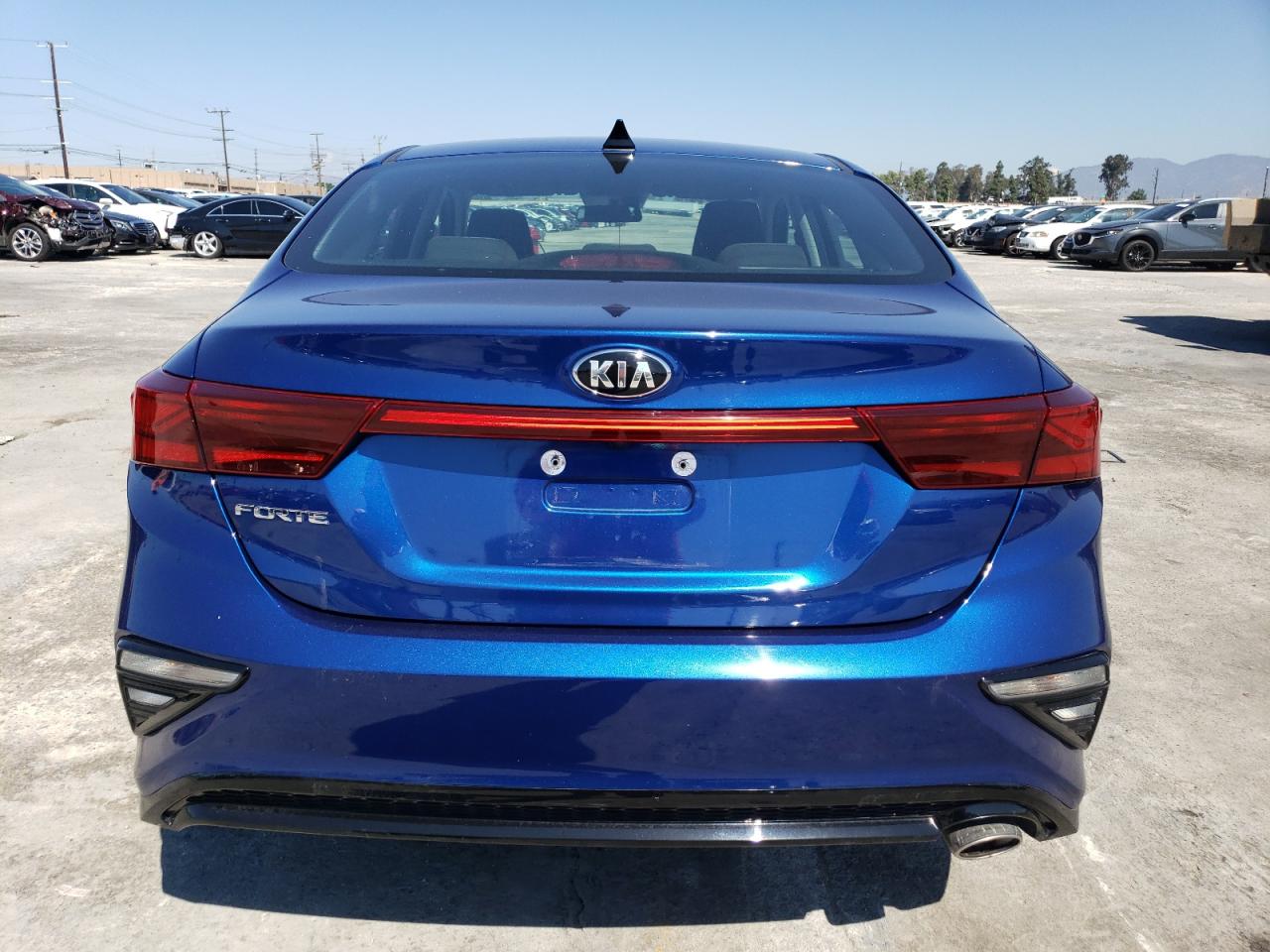 Photo 5 VIN: 3KPF24AD3KE064685 - KIA FORTE 