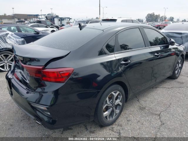 Photo 3 VIN: 3KPF24AD3KE068073 - KIA FORTE 