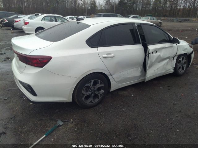 Photo 3 VIN: 3KPF24AD3KE104747 - KIA FORTE 