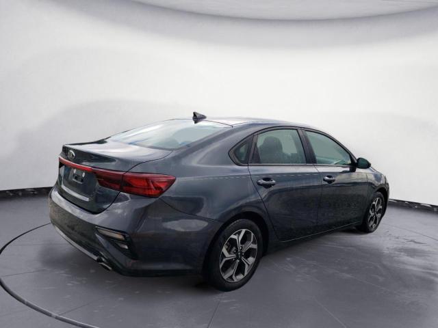 Photo 2 VIN: 3KPF24AD3KE129471 - KIA FORTE FE 