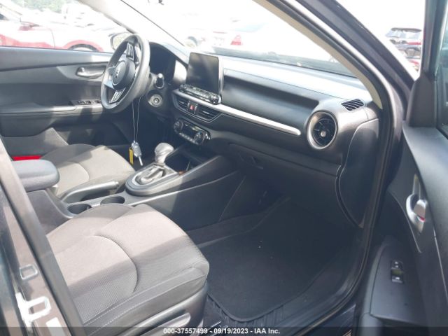 Photo 4 VIN: 3KPF24AD3KE131771 - KIA FORTE 