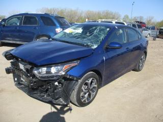 Photo 1 VIN: 3KPF24AD3KE138963 - KIA FORTE FE 