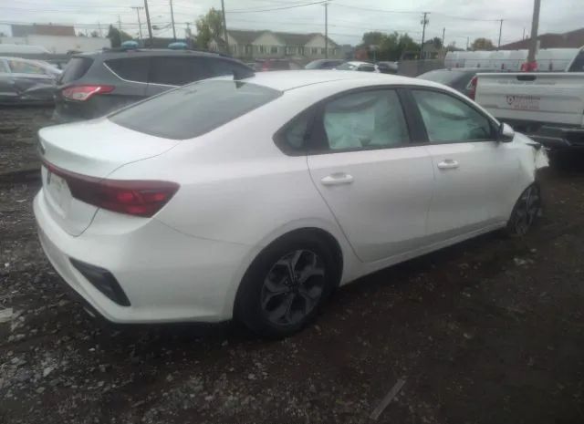 Photo 3 VIN: 3KPF24AD3ME302263 - KIA FORTE 