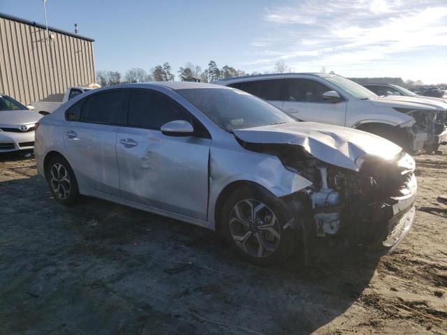 Photo 3 VIN: 3KPF24AD3ME308886 - KIA FORTE 