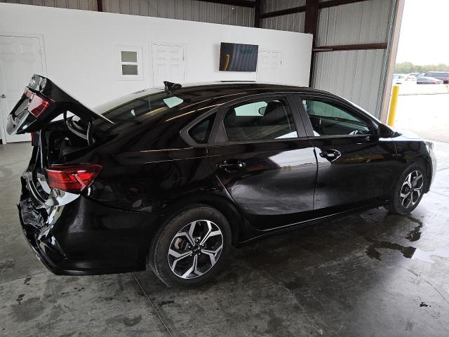 Photo 2 VIN: 3KPF24AD3ME325963 - KIA FORTE FE 