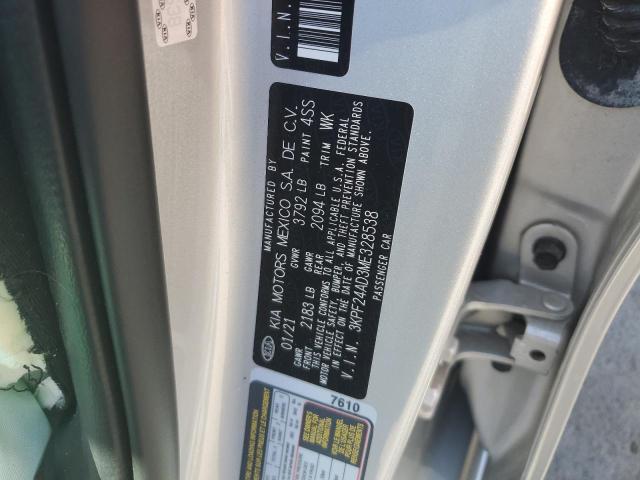 Photo 11 VIN: 3KPF24AD3ME328538 - KIA FORTE 