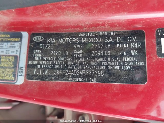 Photo 8 VIN: 3KPF24AD3ME337398 - KIA FORTE 