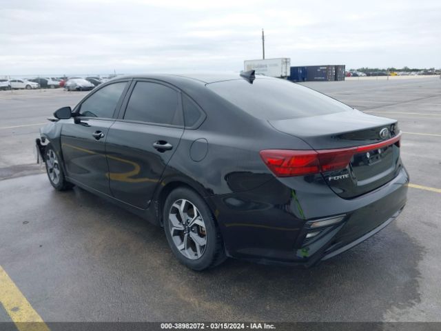 Photo 2 VIN: 3KPF24AD3ME338308 - KIA FORTE 