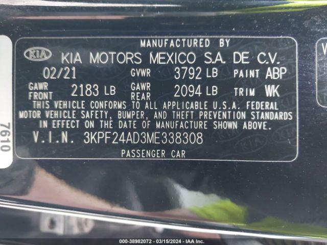 Photo 8 VIN: 3KPF24AD3ME338308 - KIA FORTE 