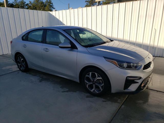 Photo 3 VIN: 3KPF24AD3ME340317 - KIA FORTE 