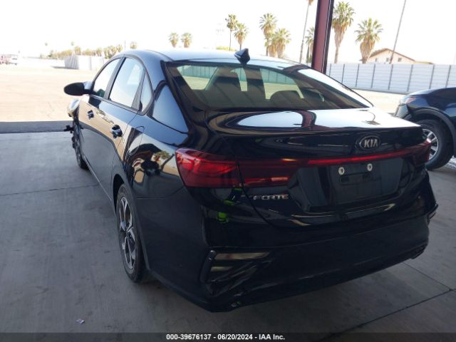 Photo 2 VIN: 3KPF24AD3ME342245 - KIA FORTE 