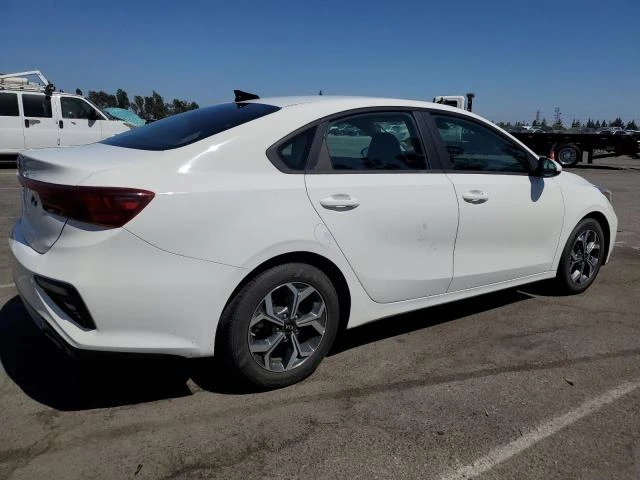 Photo 2 VIN: 3KPF24AD3ME349616 - KIA FORTE FE 