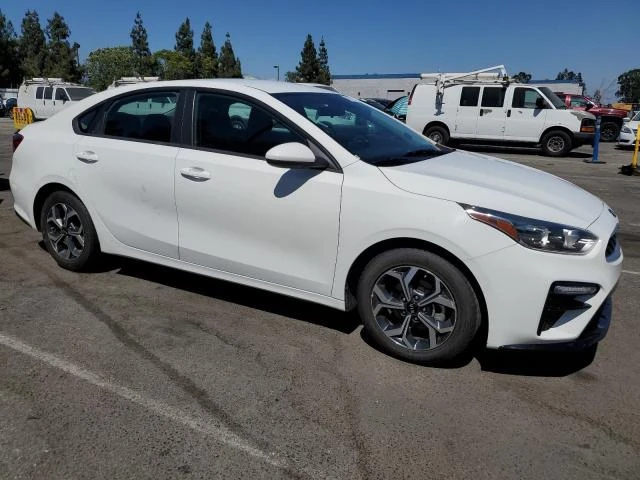 Photo 3 VIN: 3KPF24AD3ME349616 - KIA FORTE FE 