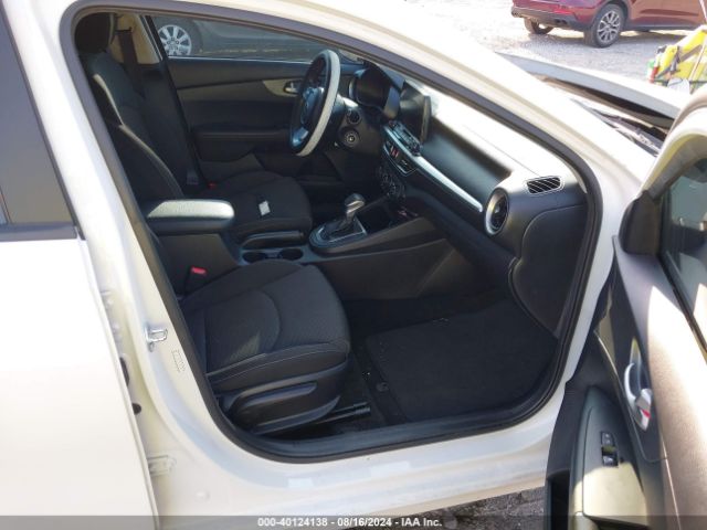 Photo 4 VIN: 3KPF24AD3ME351284 - KIA FORTE 