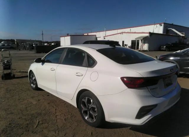 Photo 2 VIN: 3KPF24AD3ME355951 - KIA FORTE 