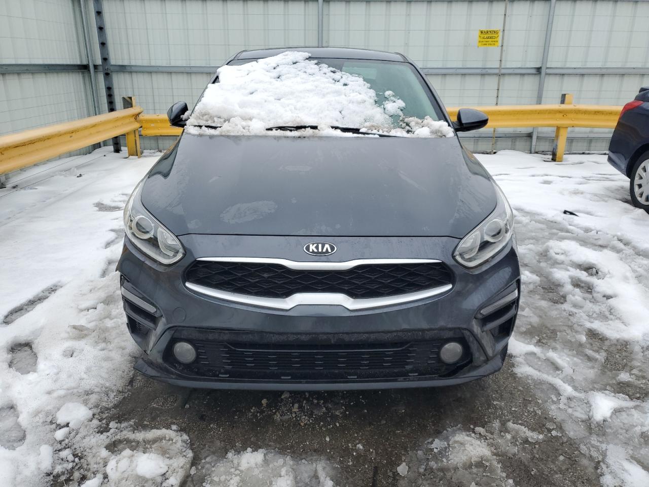 Photo 4 VIN: 3KPF24AD3ME361829 - KIA FORTE 