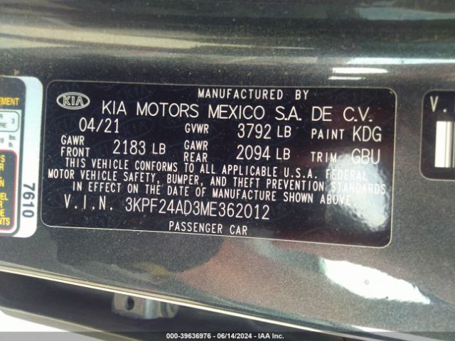 Photo 8 VIN: 3KPF24AD3ME362012 - KIA FORTE 