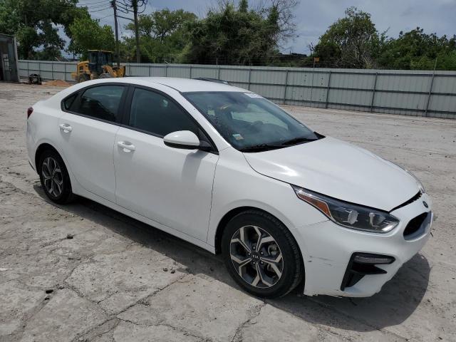 Photo 3 VIN: 3KPF24AD3ME363225 - KIA FORTE FE 