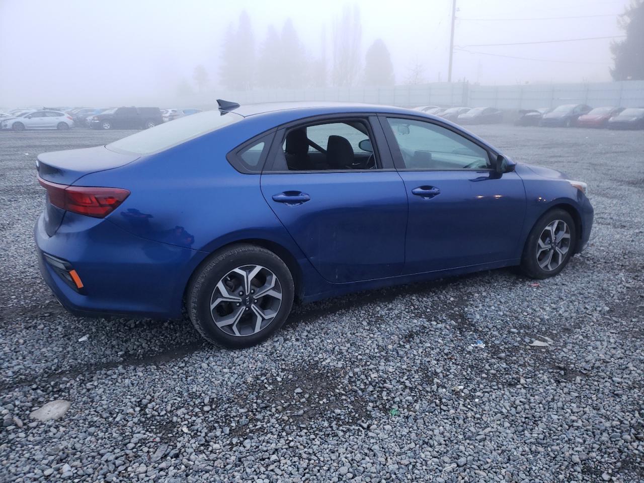 Photo 2 VIN: 3KPF24AD3ME374922 - KIA FORTE 