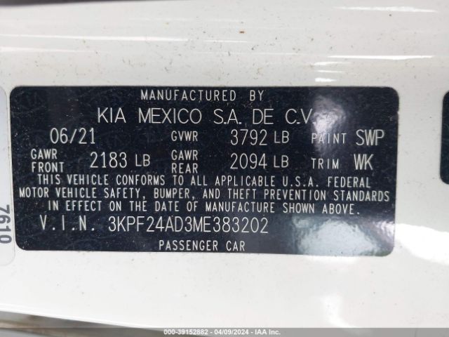 Photo 8 VIN: 3KPF24AD3ME383202 - KIA FORTE 