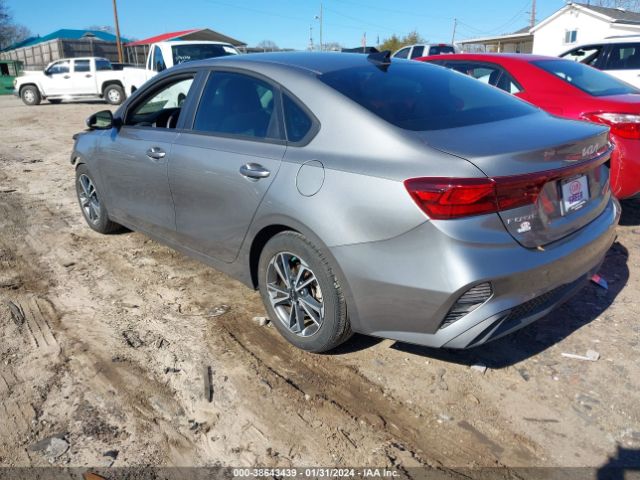 Photo 2 VIN: 3KPF24AD3NE430486 - KIA FORTE 