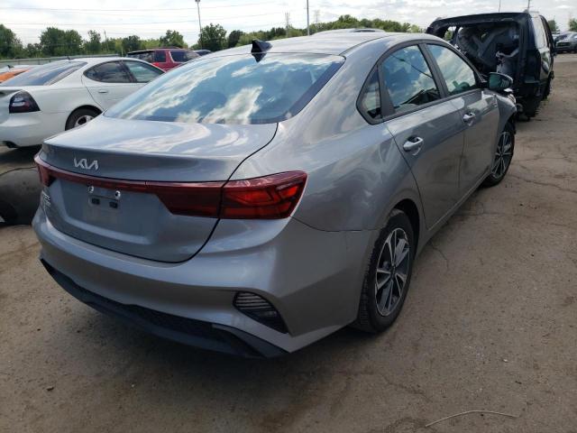 Photo 3 VIN: 3KPF24AD3NE437065 - KIA FORTE FE 