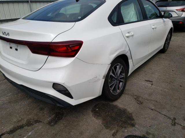 Photo 8 VIN: 3KPF24AD3NE440631 - KIA FORTE FE 