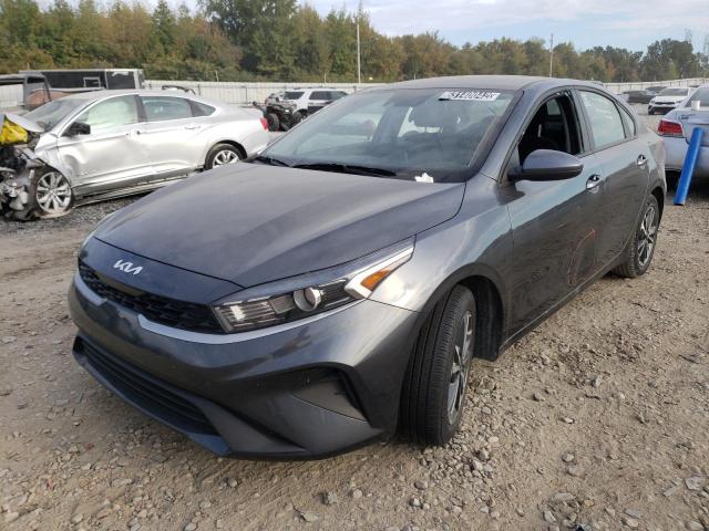 Photo 1 VIN: 3KPF24AD3NE450219 - KIA FORTE FE 