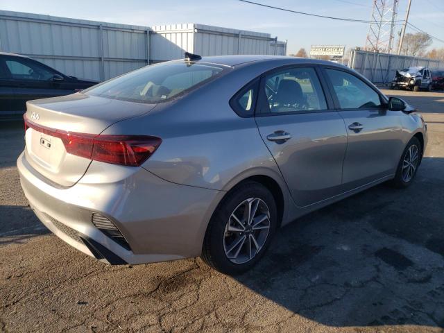 Photo 2 VIN: 3KPF24AD3NE472771 - KIA FORTE FE 