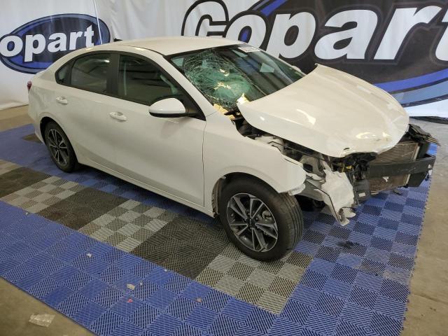 Photo 3 VIN: 3KPF24AD3NE487013 - KIA FORTE FE 