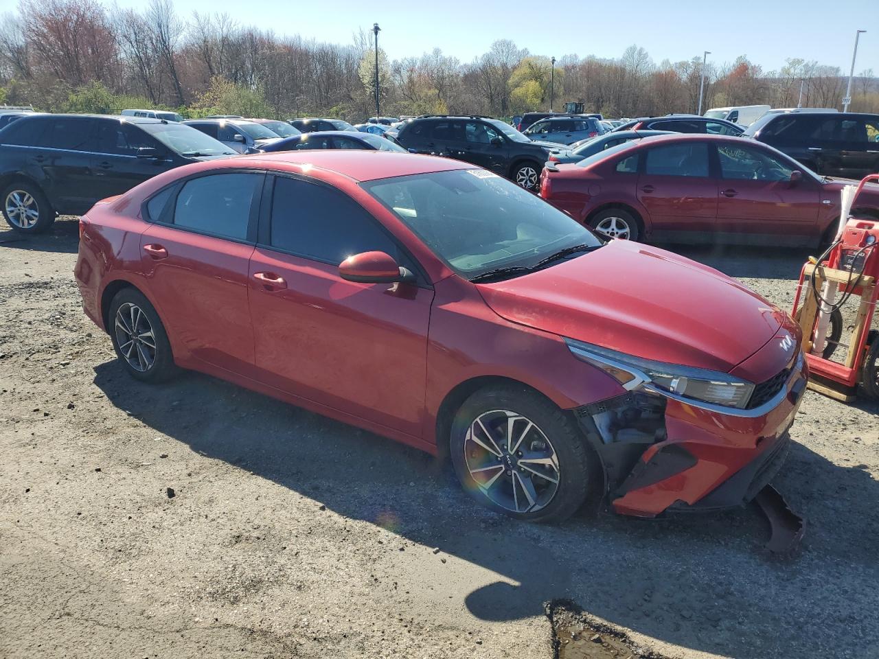 Photo 3 VIN: 3KPF24AD3NE494625 - KIA FORTE 