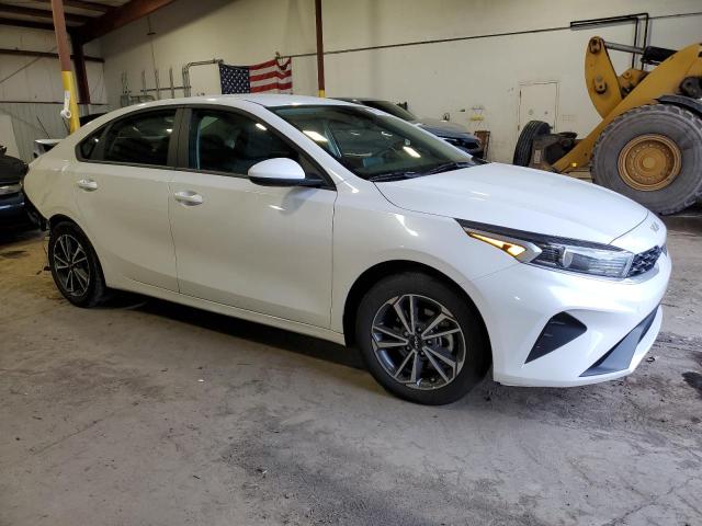 Photo 3 VIN: 3KPF24AD3NE500004 - KIA FORTE 