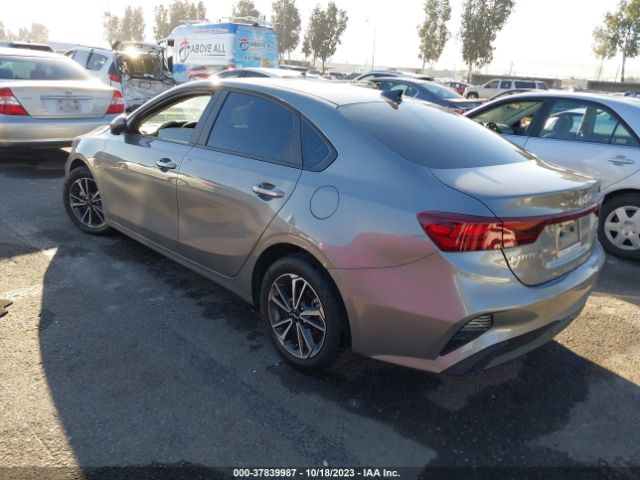 Photo 2 VIN: 3KPF24AD3PE506209 - KIA FORTE 