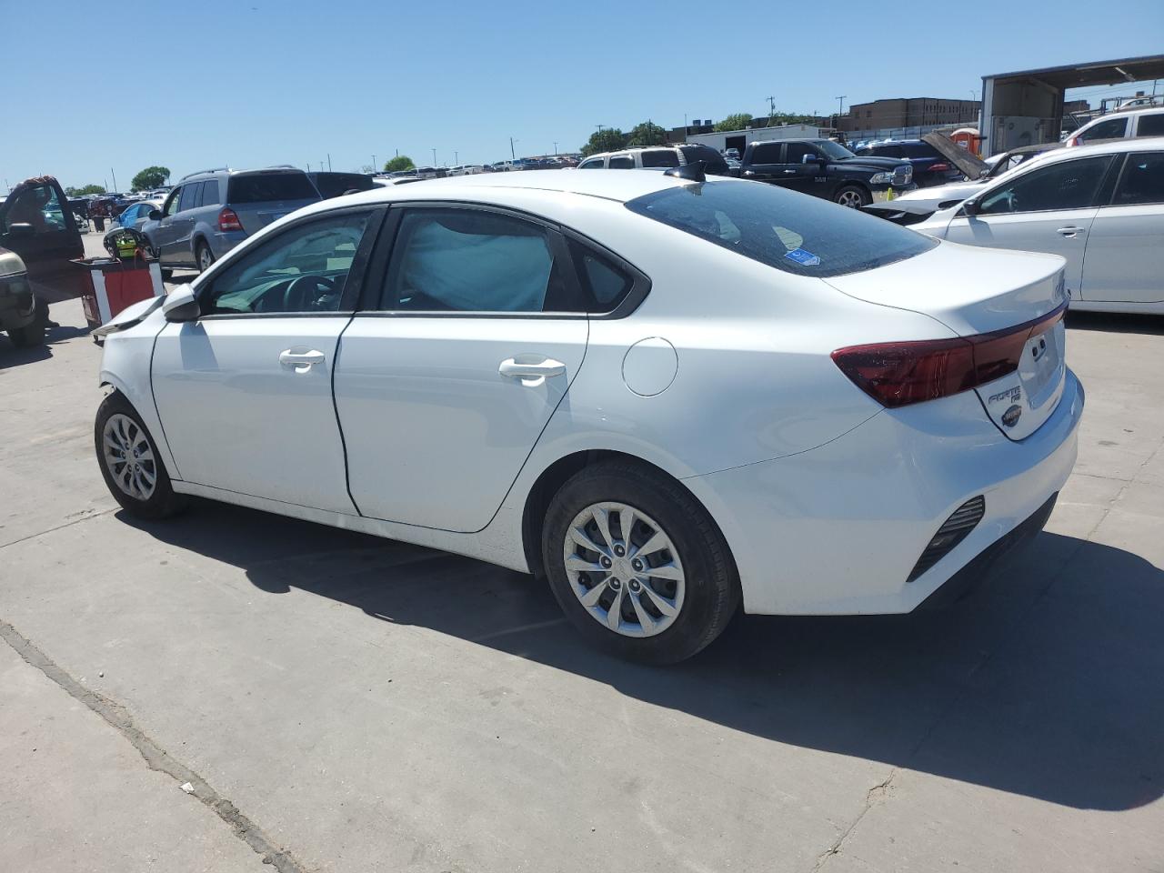 Photo 1 VIN: 3KPF24AD3PE539372 - KIA FORTE 